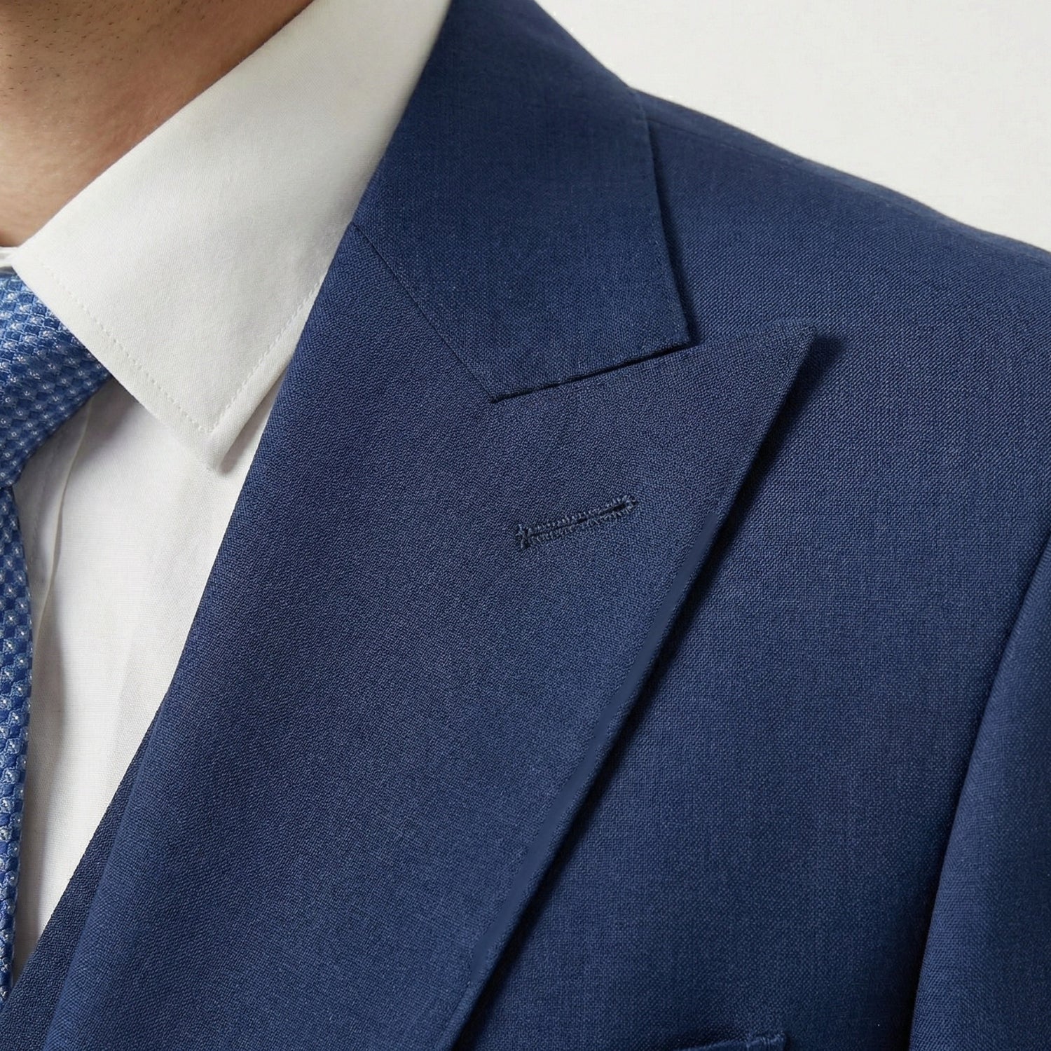 Joseph Michael Men's 3-Piece Slim Fit Vested Suit — Peak Lapel - Image 31