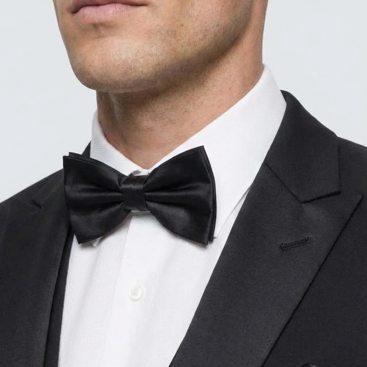 Joseph Michael Men's Black 3-Piece Vested Tuxedo — Peak Lapel - Image 4